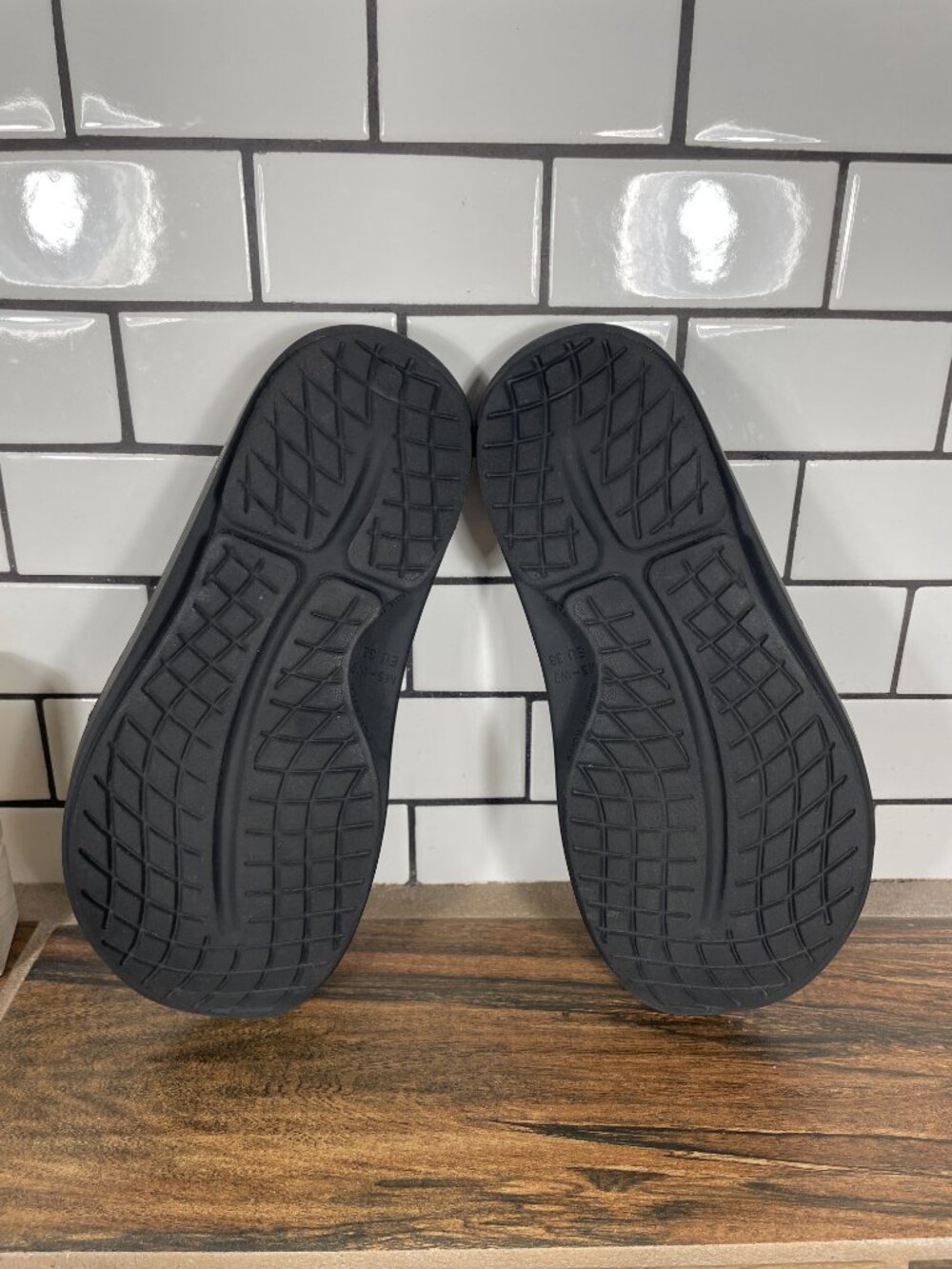 OOFOS OOahh Shoes Womens Size 7 Black Recovery Comfort Slip On Slide Sandals - Picture 8 of 14
